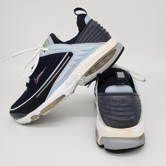 Nike Shoes - Vintage Nike Air Max Women's Running Shoe